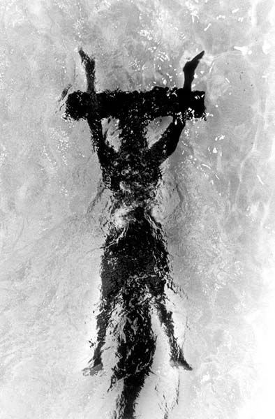 THE SWIMMERS OF PANTIN_001